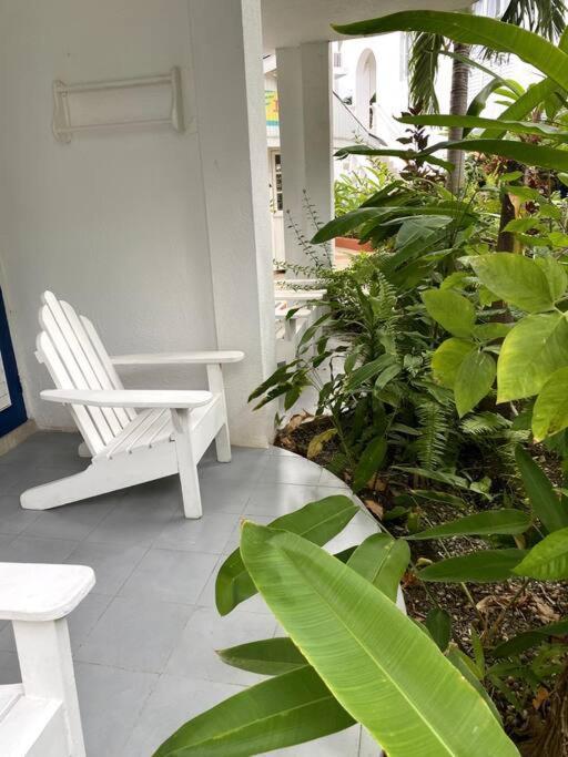 Lush Tropical Apartment Located In A 4-Star Resort 拉纳韦贝 外观 照片